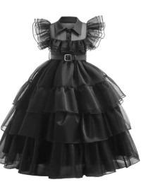 Главная — Уэнсдей — фото