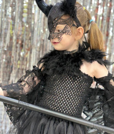 Кино/мульт герои — Малефисента — фото